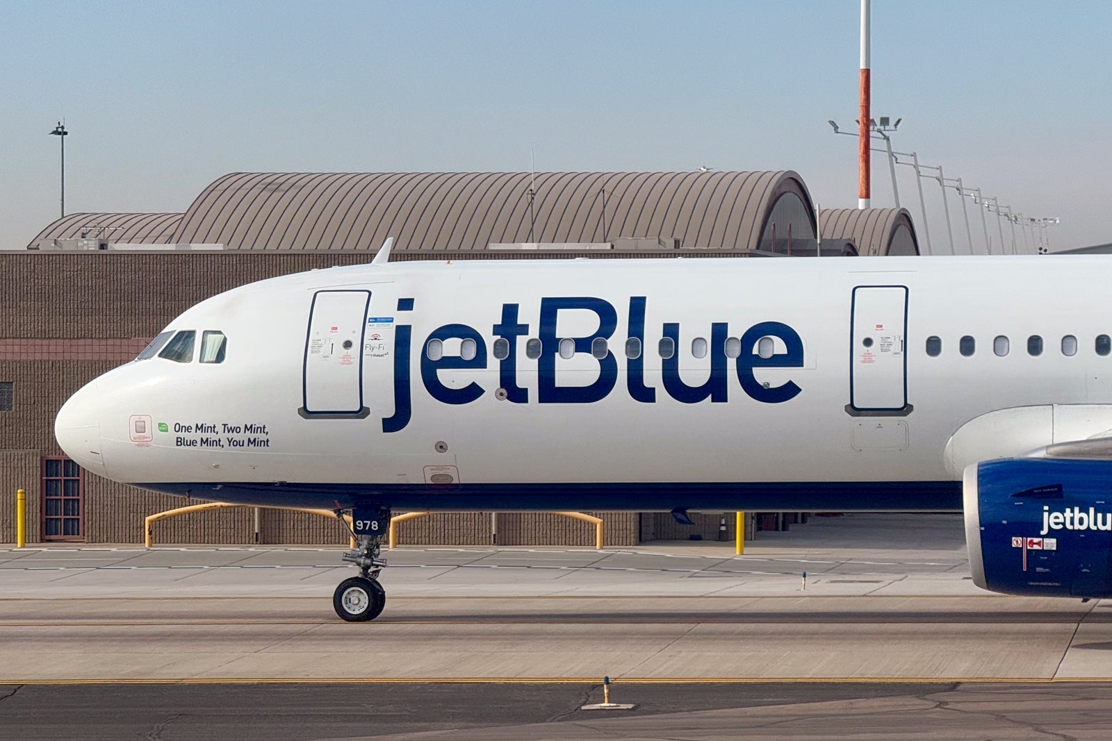JetBlue Airbus A321 Mint