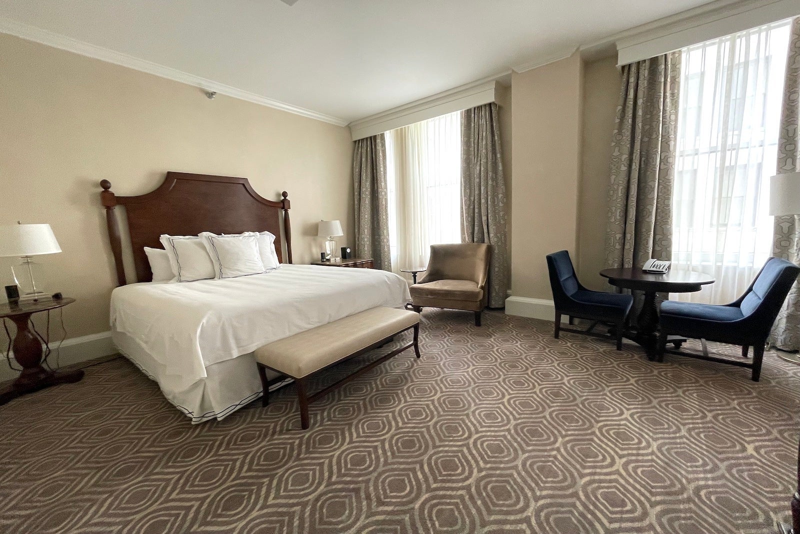 hotel-roosevelt-nola-room