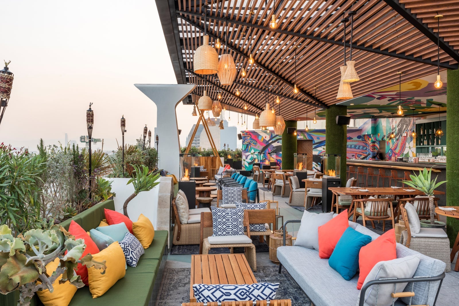 MEXAZ_P0135 Cabuya Lounging Colorful Pillows