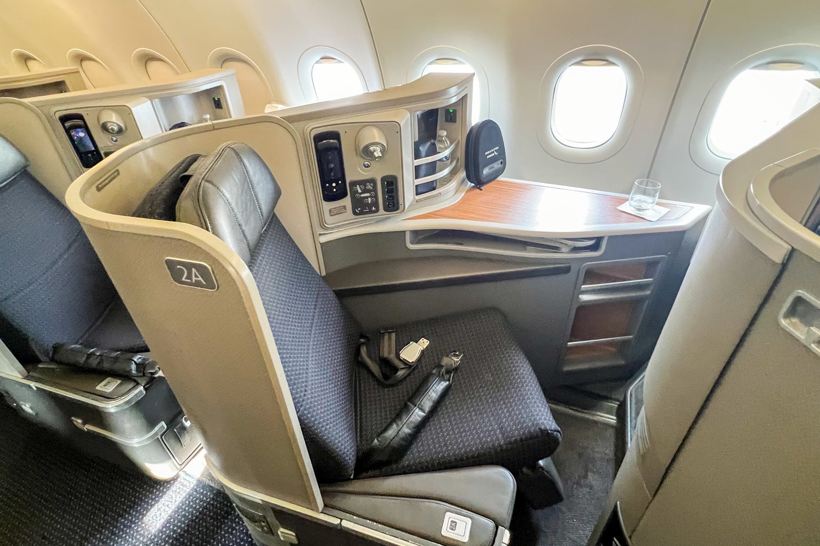 AA A321T First Class