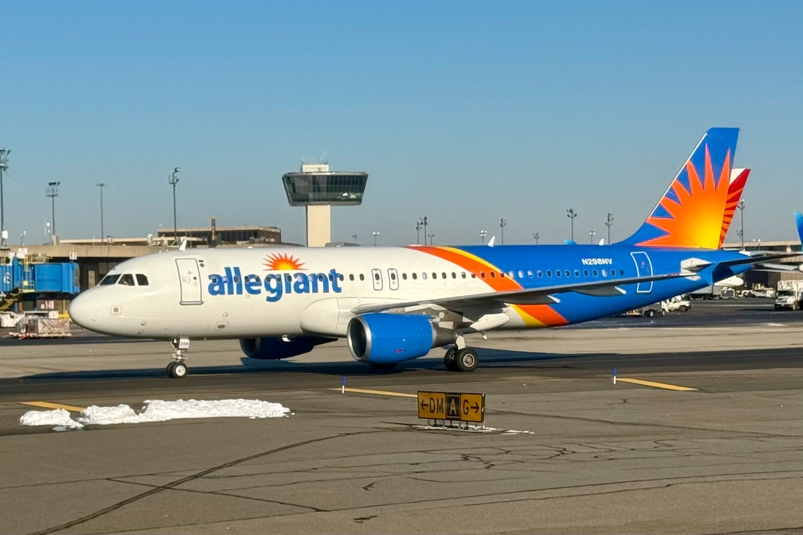 Allegiant Airbus A320 Newark