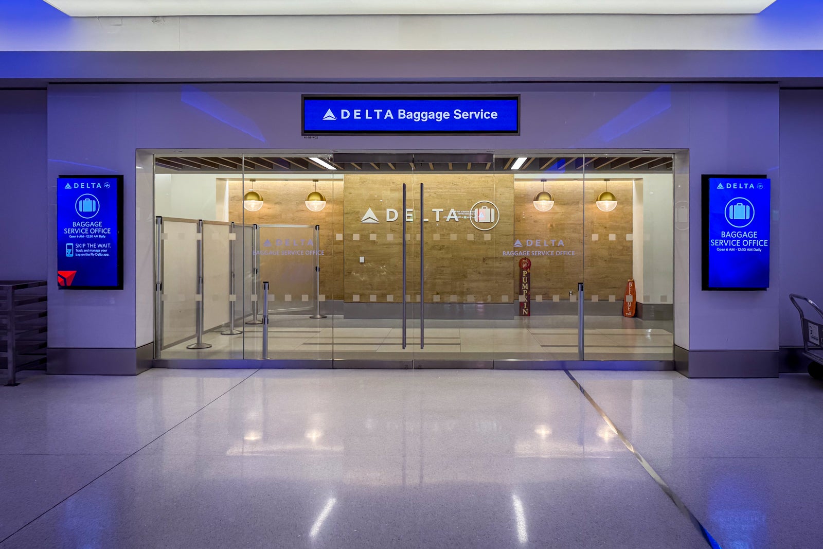 LGA ATL Lost Baggage