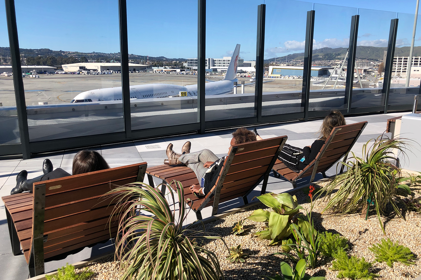 SFO Outdoor Terrace- Courtesy SFO Airport